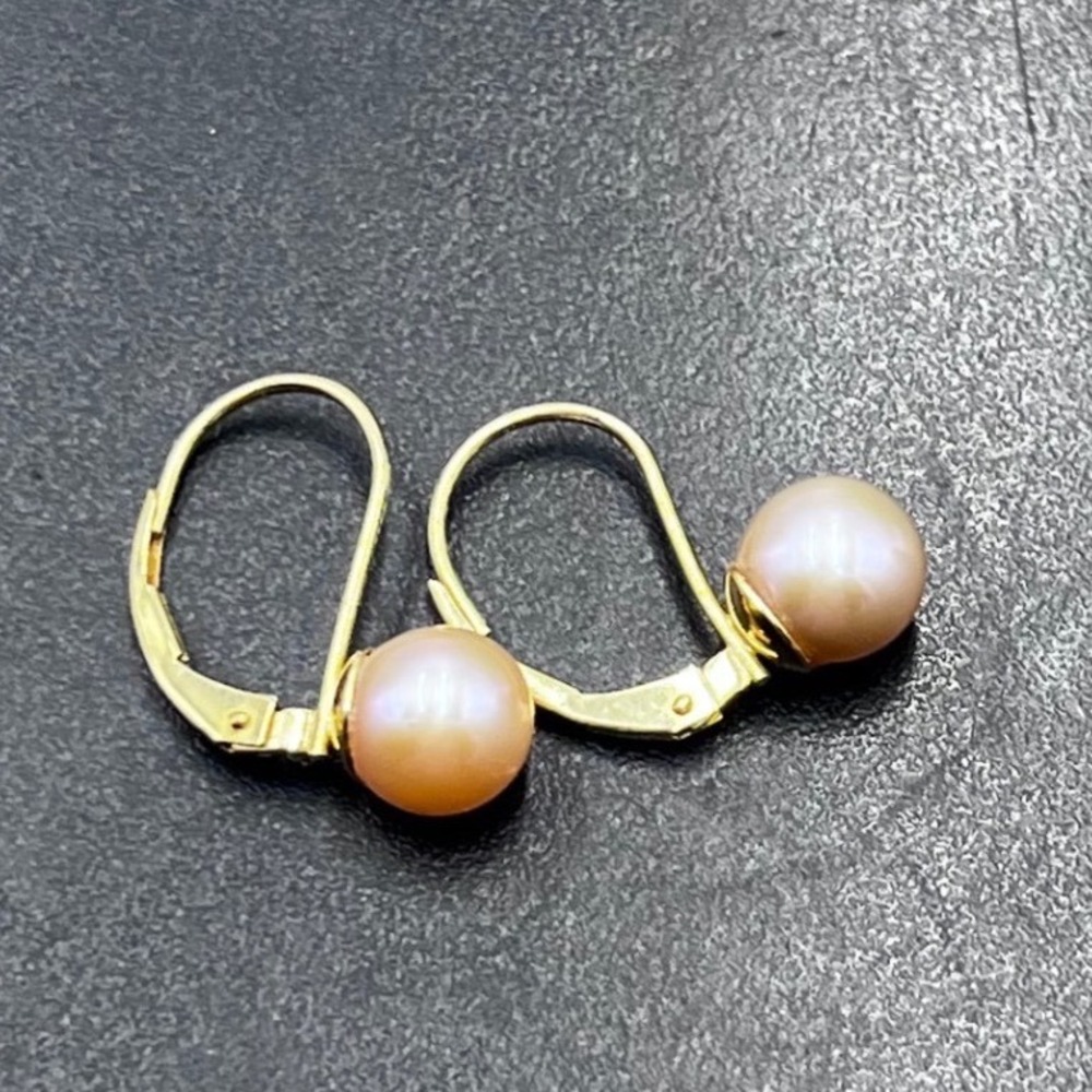 Designer 14K Yellow Gold Stamp Pastel Pink Peach Pearl 6-7mm Lever-Back Earrings